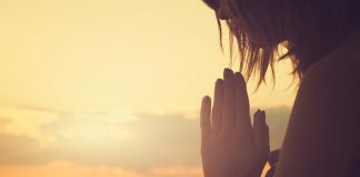 A Fé em Deus: Confiar nos Momentos de Silêncio e Adversidade
