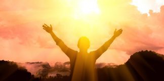Esperamos confiantes no Senhor