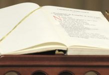 Domingo da Palavra de Deus a Bíblia