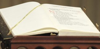 Domingo da Palavra de Deus a Bíblia