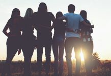 comnhão fraterna, amigos unidos nada de individualismo