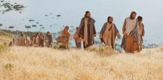 Jesus chama os doze discípulos