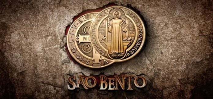 são bento e sua medralha com a oração