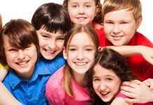 crianças felizes, proteger os filhos