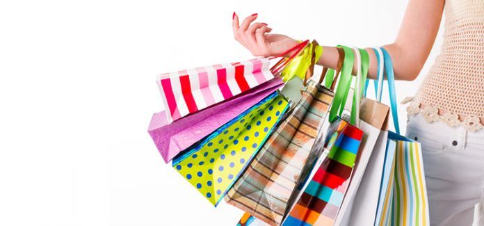 vicio em compras consumismo mulher ama fazer compras e tem vicios em compras