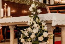 flores no altar