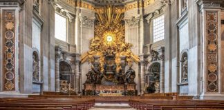 A Importância da Cátedra de São Pedro na Igreja e no Mundo