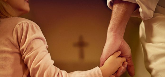 Como Trazer Seu Filho de Volta à Igreja